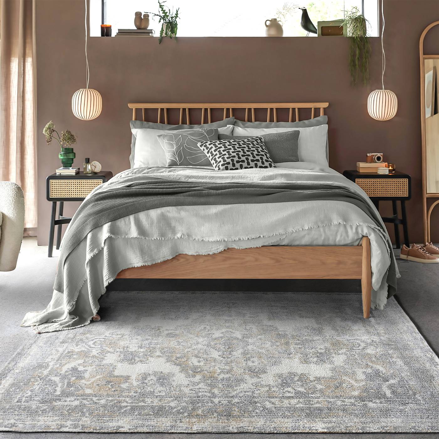 Grey bedroom deals rug